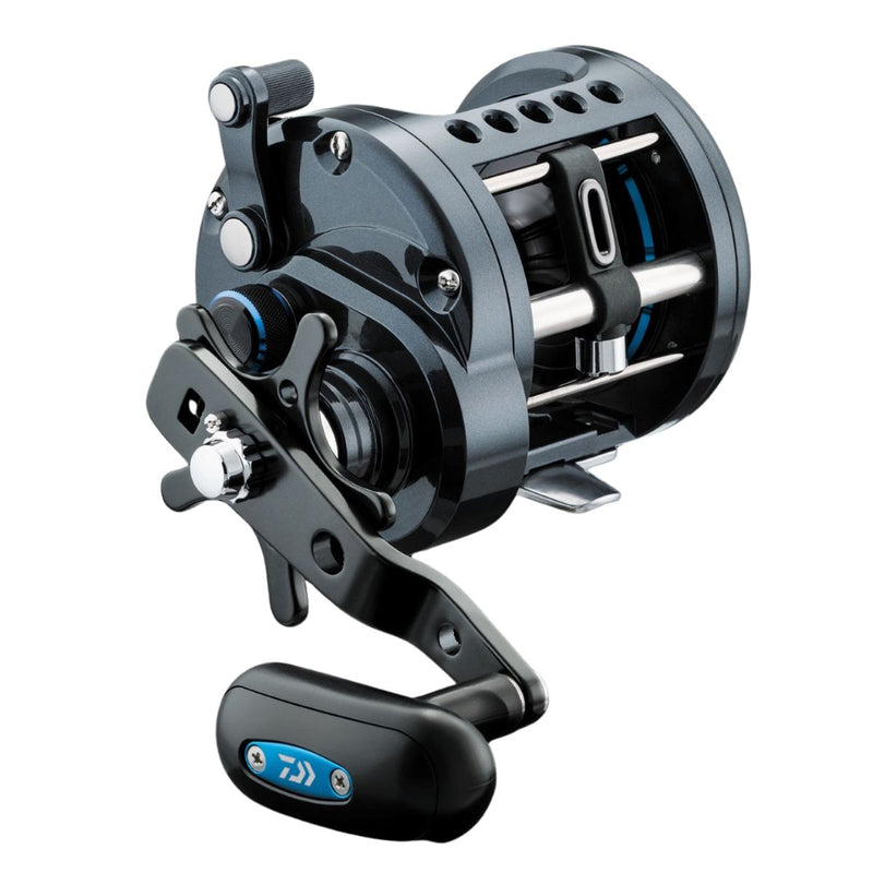 Daiwa 23 Saltist LW Overhead Reel